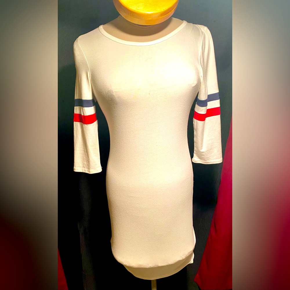 Heart Hips White, blue & red dress